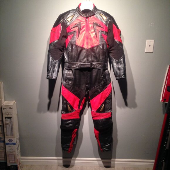Belstaff Women's Soft Leather Motorcycle Suit WITH Gloves - Picture 5 of 10